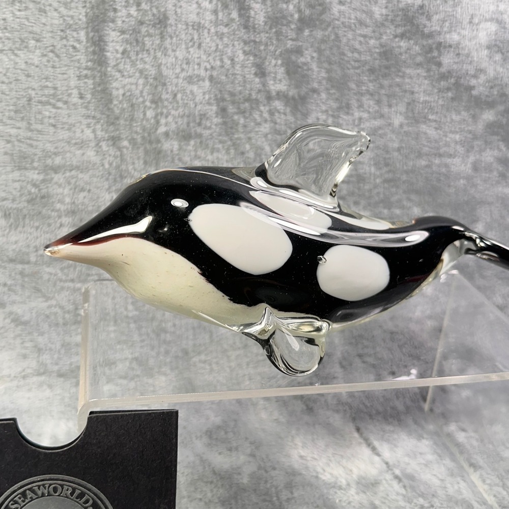 SeaWorld‎ Home Collection Glass Orca Figurine Shamu Art Glass Etched w Card